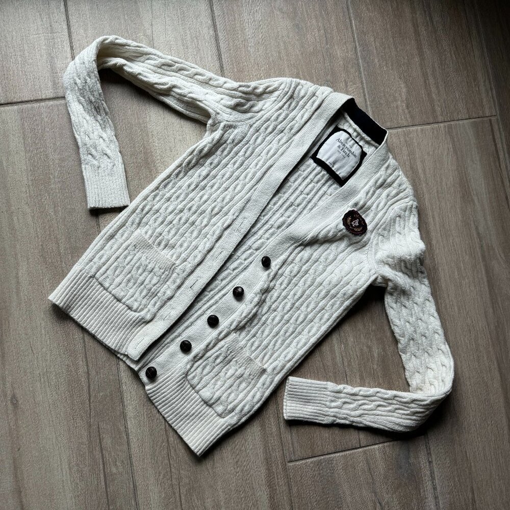 Abercrombie & Fitch Cream Cable Knit Cardigan